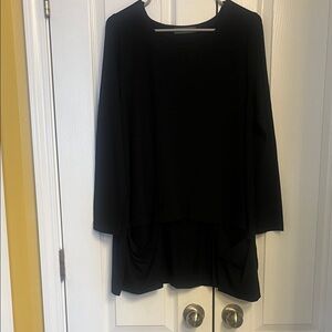 Elegant Black Women's Tunic Top